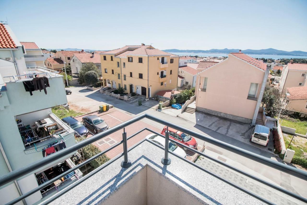 Apartment Hera With Balcony And Free Parking 扎达尔 外观 照片