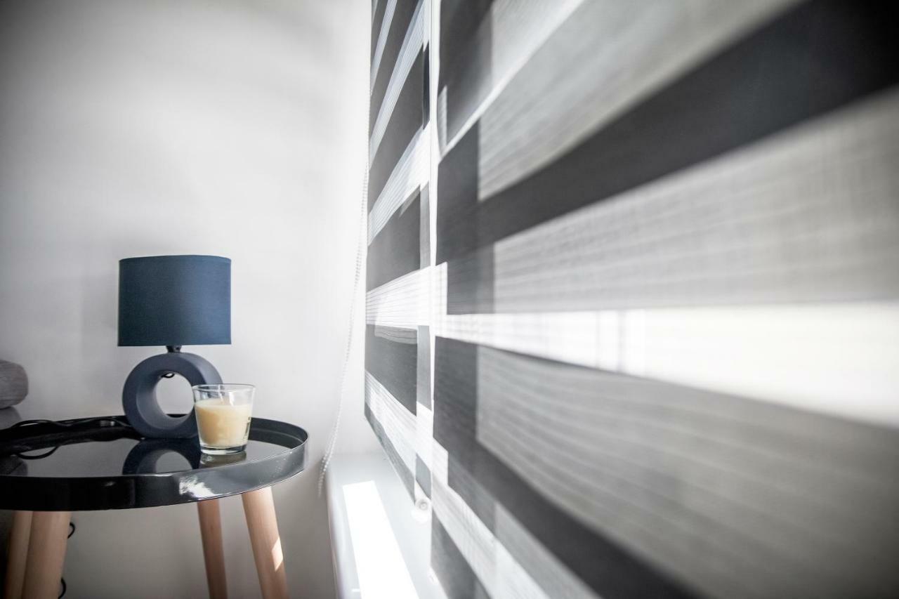 Apartment Hera With Balcony And Free Parking 扎达尔 外观 照片